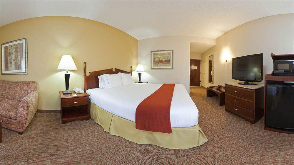 Holiday Inn Express Durham By Ihg Экстерьер фото