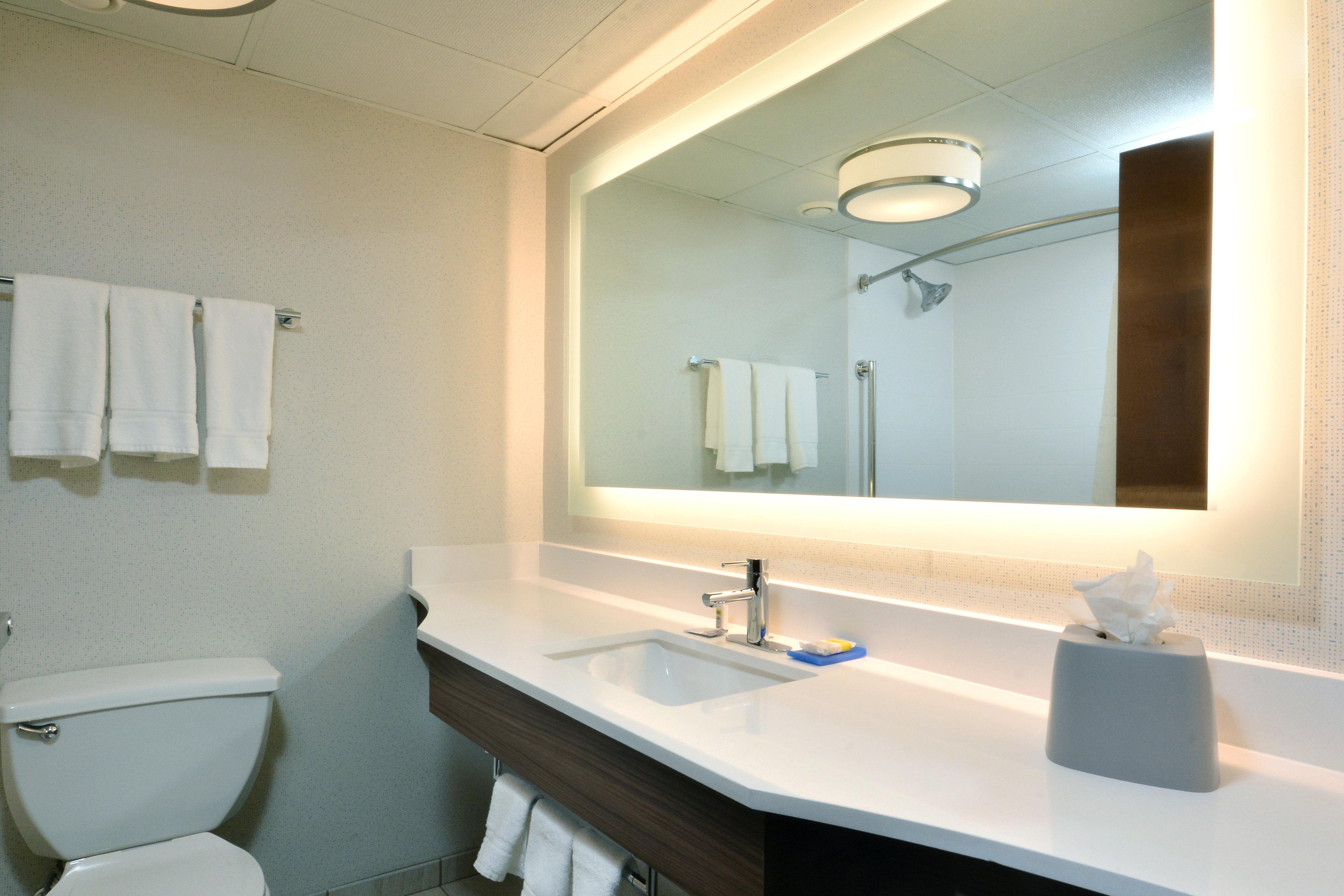Holiday Inn Express Durham By Ihg Экстерьер фото