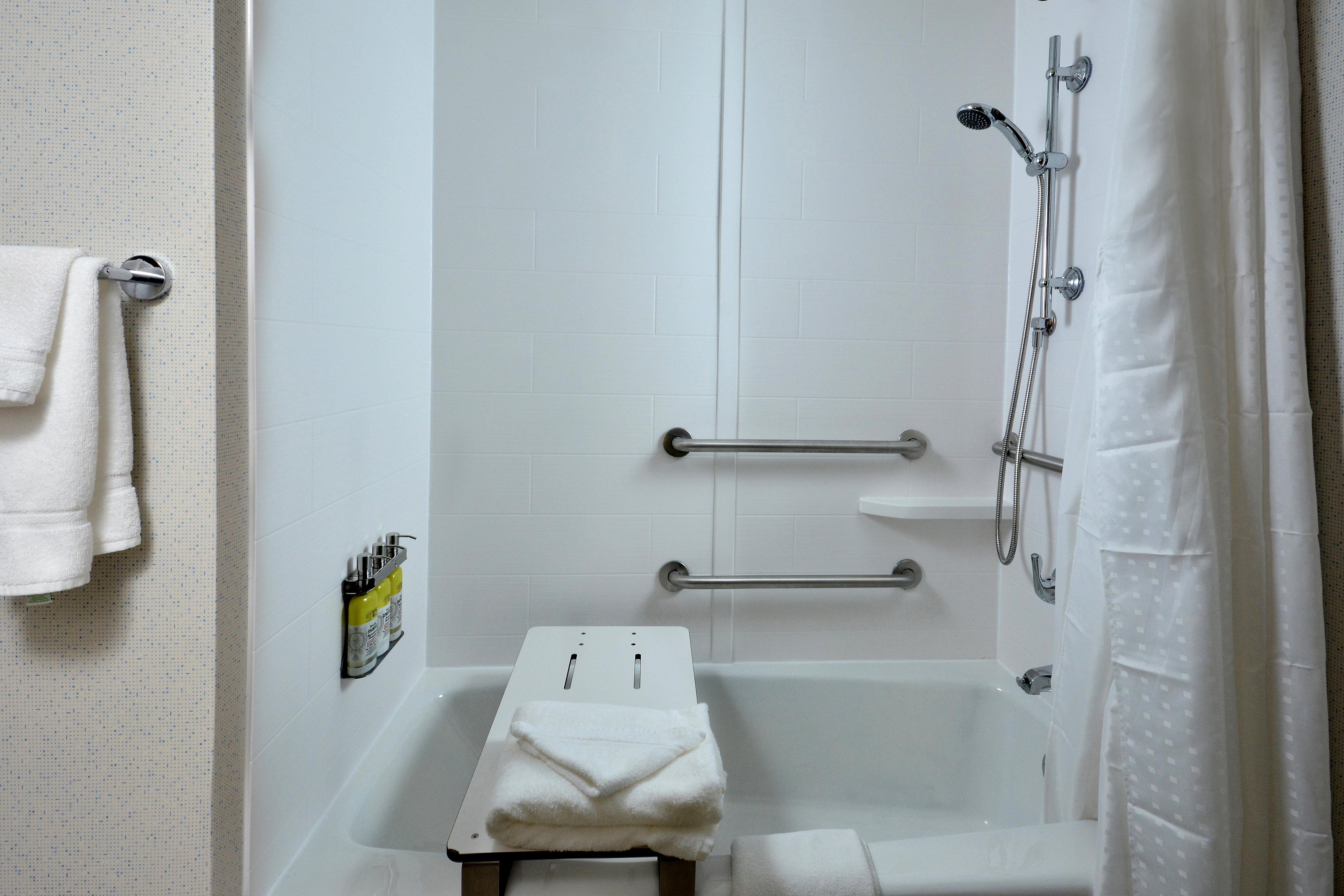 Holiday Inn Express Durham By Ihg Экстерьер фото